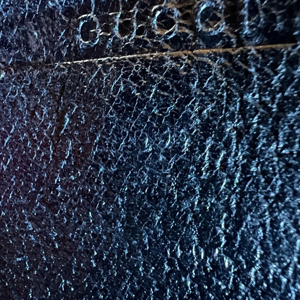 Gucci Rare Black Leather Bag with Silvertone Accents - Picture 6 of 13